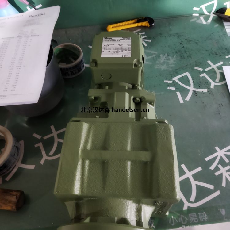 Bauer渦輪減速機BS04-62U/D05LA4 Bauer渦輪減速機BS04-62U/D05LA4